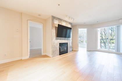 Photo 1 at 310 - 5723 Collingwood Street, Southlands, Vancouver West