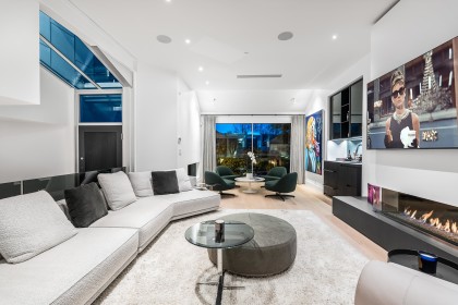 Photo 4 at 4416 W 1st Avenue, Point Grey, Vancouver West