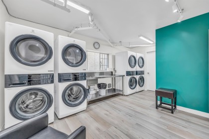 Photo 12 at 204 - 1050 Chilco Street, West End VW, Vancouver West