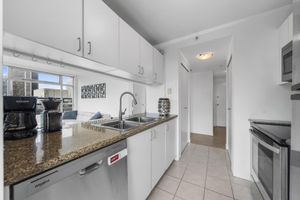 Photo 17 at 1709 - 438 Seymour Street, Downtown VW, Vancouver West