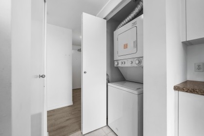 Photo 14 at 1709 - 438 Seymour Street, Downtown VW, Vancouver West