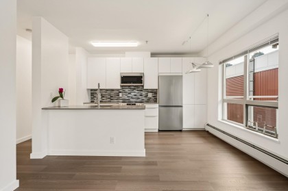 Photo 11 at 303 - 1033 St. George\'s Avenue, Central Lonsdale, North Vancouver