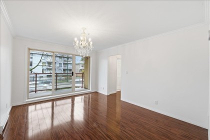 Photo 6 at 201 - 3290 W 4th Avenue, Kitsilano, Vancouver West