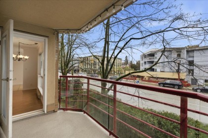Photo 13 at 201 - 3290 W 4th Avenue, Kitsilano, Vancouver West