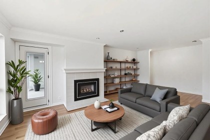 Photo 3 at 201 - 3290 W 4th Avenue, Kitsilano, Vancouver West
