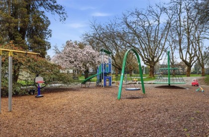 Photo 35 at 201 - 3290 W 4th Avenue, Kitsilano, Vancouver West