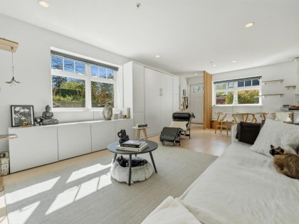 Photo 13 at 83 W 15th Avenue, Mount Pleasant VW, Vancouver West