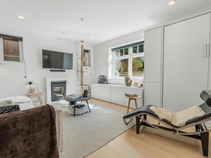 Photo 9 at 83 W 15th Avenue, Mount Pleasant VW, Vancouver West