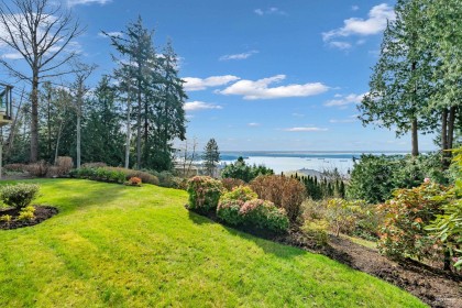 Photo 5 at 2472 Shadbolt Lane, Panorama Village, West Vancouver