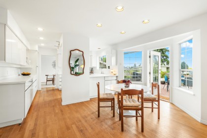 Photo 12 at 2372 Kings Avenue, Dundarave, West Vancouver