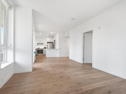 Photo 16 at 405 - 2137 Chesterfield Avenue, Central Lonsdale, North Vancouver