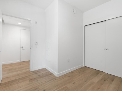 Photo 11 at 405 - 2137 Chesterfield Avenue, Central Lonsdale, North Vancouver