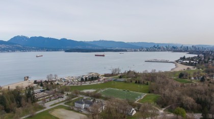 Photo 5 at 4418 W 2nd Avenue, Point Grey, Vancouver West