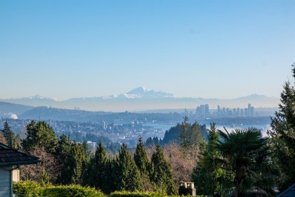 Photo 17 at 2490 Westhill Court, Westhill, West Vancouver