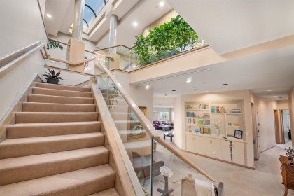 Photo 5 at 2490 Westhill Court, Westhill, West Vancouver