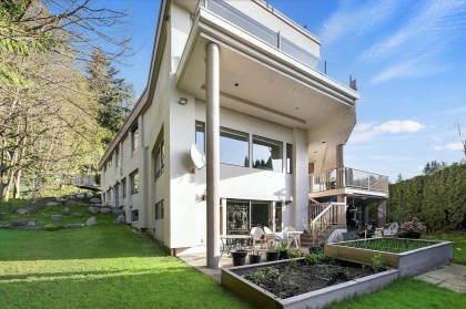 Photo 38 at 2490 Westhill Court, Westhill, West Vancouver