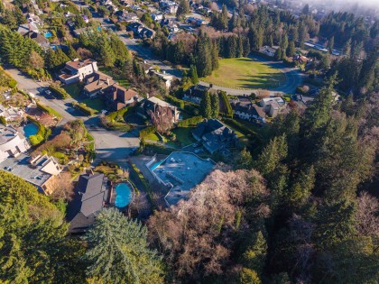 Photo 40 at 2490 Westhill Court, Westhill, West Vancouver