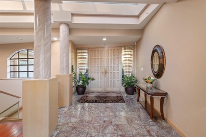 Photo 4 at 2490 Westhill Court, Westhill, West Vancouver