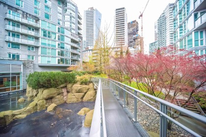 Photo 32 at 1401 - 560 Cardero Street, Coal Harbour, Vancouver West