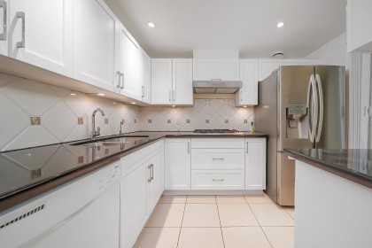 Photo 9 at 1401 - 560 Cardero Street, Coal Harbour, Vancouver West