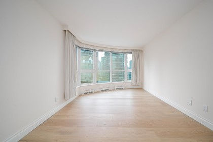 Photo 10 at 1401 - 560 Cardero Street, Coal Harbour, Vancouver West