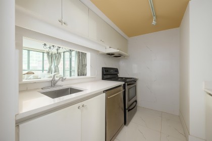 Photo 8 at 806 - 1238 Melville Street, Coal Harbour, Vancouver West