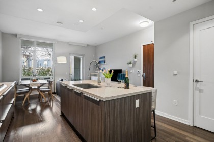 Photo 12 at 102 - 128 Athletes Way, False Creek, Vancouver West