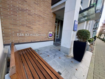 Photo 32 at 102 - 128 Athletes Way, False Creek, Vancouver West