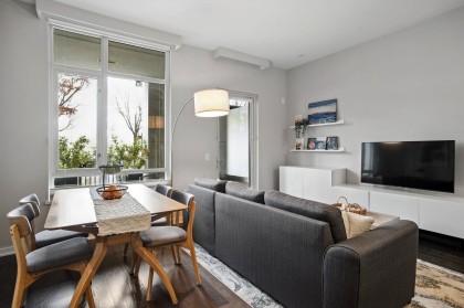 Photo 9 at 102 - 128 Athletes Way, False Creek, Vancouver West