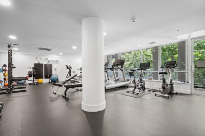 Photo 29 at 102 - 128 Athletes Way, False Creek, Vancouver West