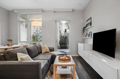 Photo 8 at 102 - 128 Athletes Way, False Creek, Vancouver West