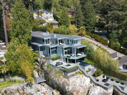 Photo 1 at 3906 Marine Drive, West Bay, West Vancouver