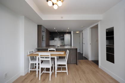 Photo 7 at 1704 - 1088 Richards Street, Yaletown, Vancouver West