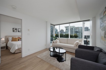Photo 5 at 1704 - 1088 Richards Street, Yaletown, Vancouver West