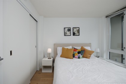 Photo 10 at 1704 - 1088 Richards Street, Yaletown, Vancouver West