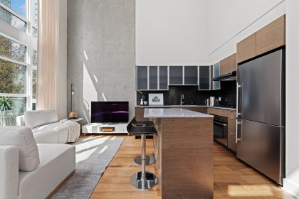 Photo 3 at 403 - 988 Richards Street, Yaletown, Vancouver West