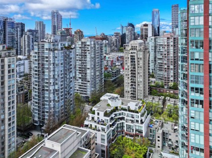 Photo 31 at 403 - 988 Richards Street, Yaletown, Vancouver West