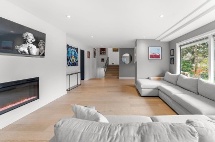 Photo 6 at 675 Burley Drive, Cedardale, West Vancouver