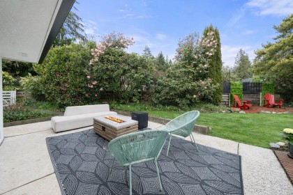 Photo 13 at 675 Burley Drive, Cedardale, West Vancouver