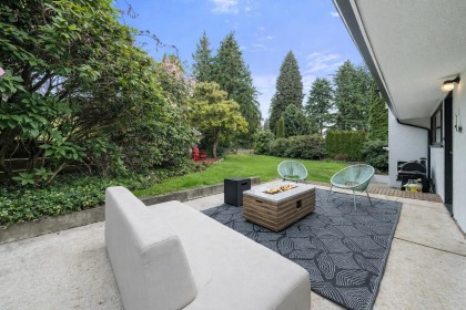 Photo 12 at 675 Burley Drive, Cedardale, West Vancouver