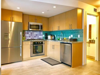 Photo 1 at 613 - 1887 Crowe Street, False Creek, Vancouver West