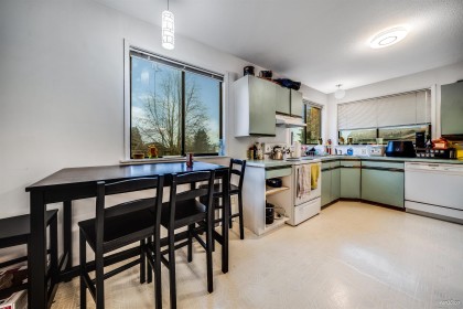 Photo 9 at 221 W 28th Street, Upper Lonsdale, North Vancouver