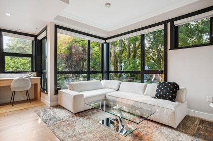 Photo 3 at 201 - 3669 W 11th Avenue, Kitsilano, Vancouver West