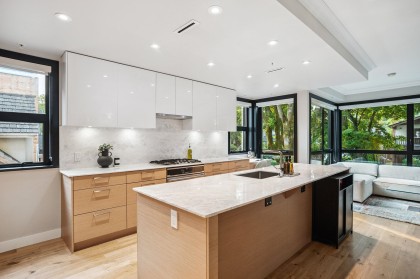 Photo 15 at 201 - 3669 W 11th Avenue, Kitsilano, Vancouver West