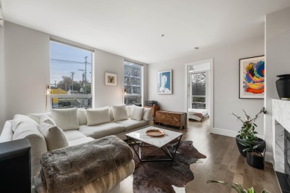 Photo 2 at 204 - 2108 W 12th Avenue, Kitsilano, Vancouver West