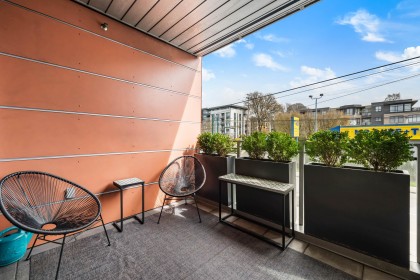 Photo 13 at 204 - 2108 W 12th Avenue, Kitsilano, Vancouver West