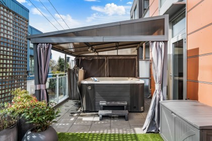 Photo 32 at 204 - 2108 W 12th Avenue, Kitsilano, Vancouver West