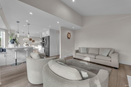 Photo 13 at 633 Fir Street, Central Lonsdale, North Vancouver