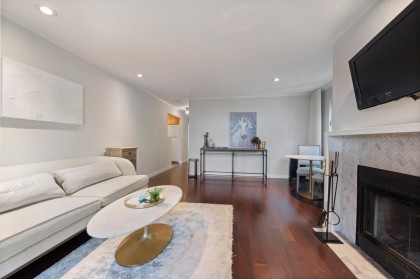 Photo 9 at 104 - 925 W 15th Avenue, Fairview VW, Vancouver West