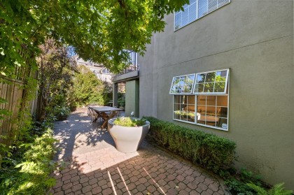 Photo 11 at 104 - 925 W 15th Avenue, Fairview VW, Vancouver West